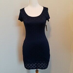 NWT Isaac Mizrahi Navy Eyelet Cap Sleeve Dress